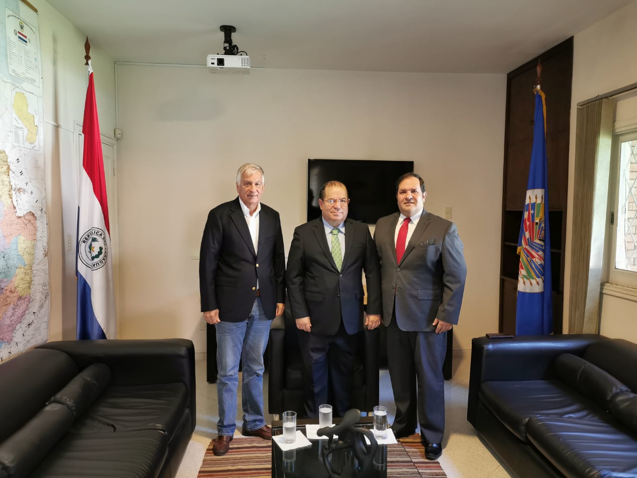 Visita del Diputado Arnaldo Samaniego y del Cónsul Honorario de Chile, Francisco Benavente(29 de enero de 2020)